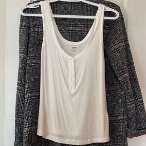 L’Agence white ribbed tank top